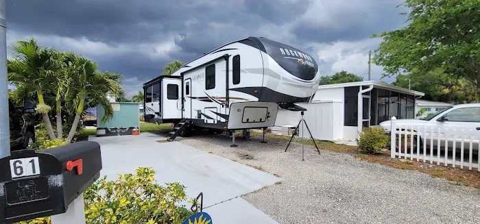 Southgate Village 55+ Mobile Home & RV Park Picture 2