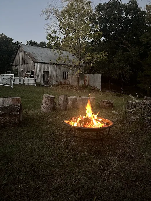 Rock Island Trail Retreat Picture 7
