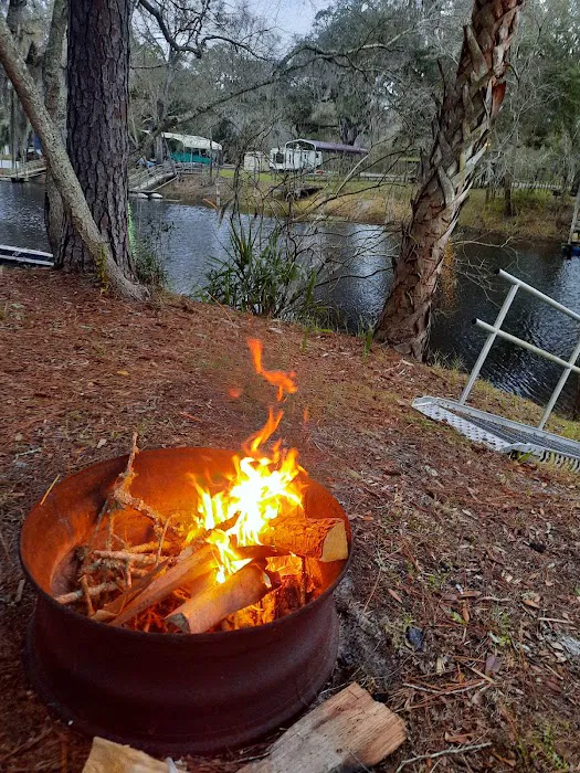 Suwannee River Bend RV Park Picture 3