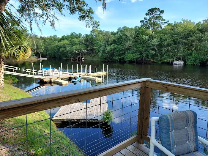 Suwannee River Bend RV Park Picture 8