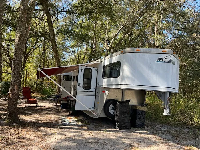 Shangrila Campgrounds Picture 7