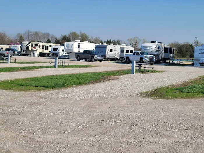Rutlader Outpost RV Park Picture 9