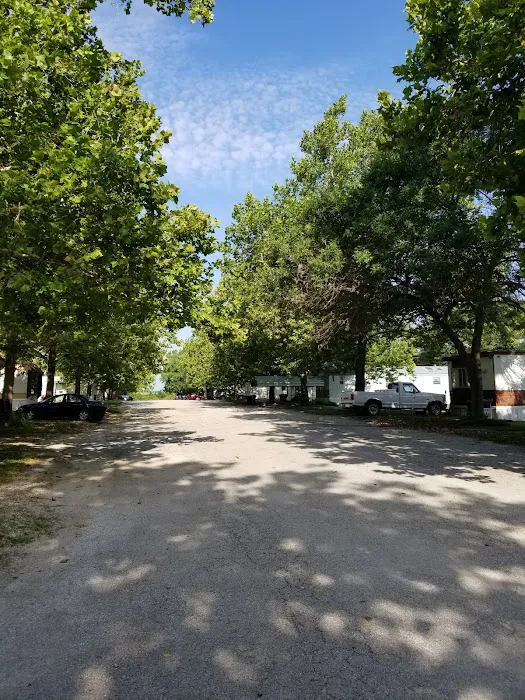 Thomas Estates Picture 2