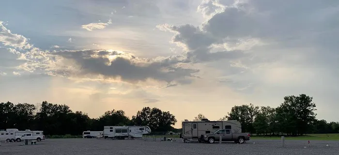 51 Landing RV Park Picture 3