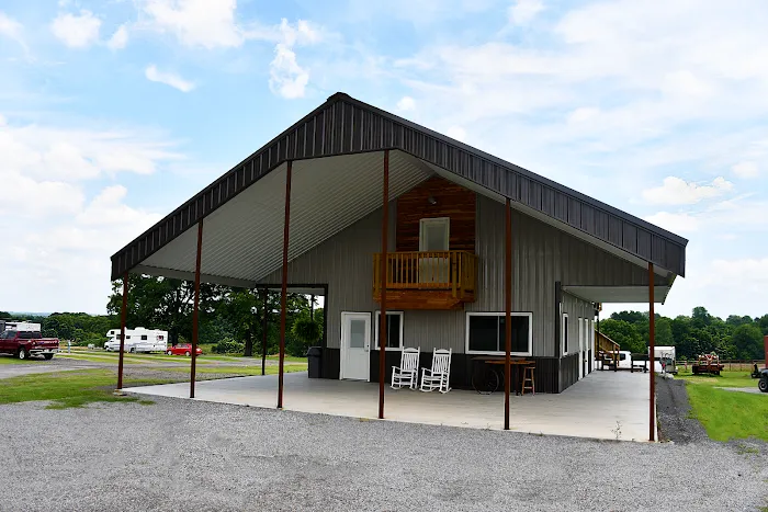 Hilltop RV Park Picture 7