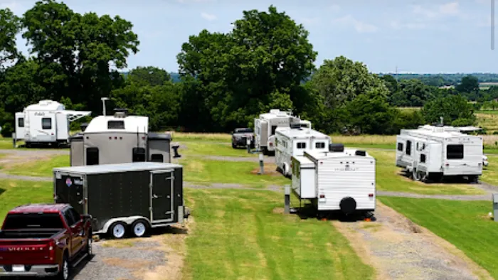 Hilltop RV Park Picture 8