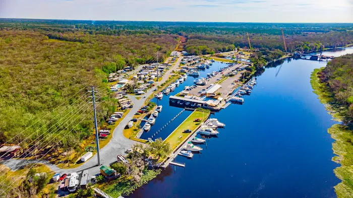 St. John's River Marina & RV Resort Picture 7