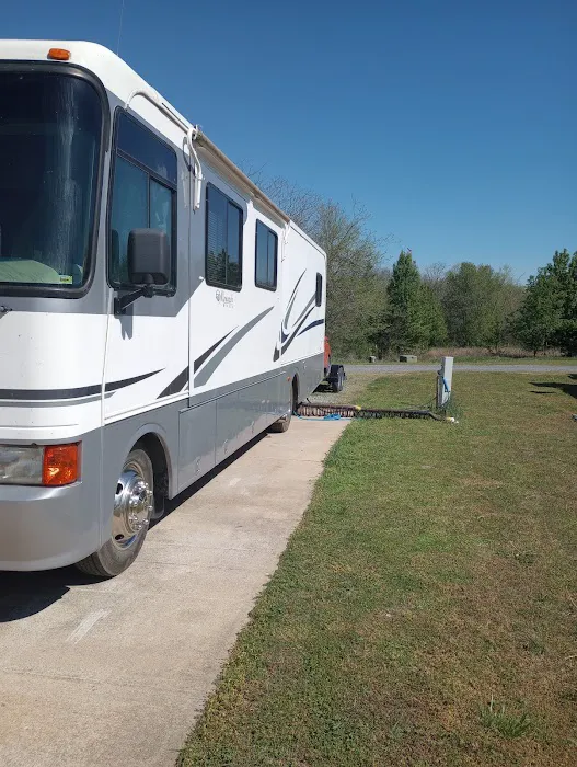 Meadowbrook RV Park Picture 10