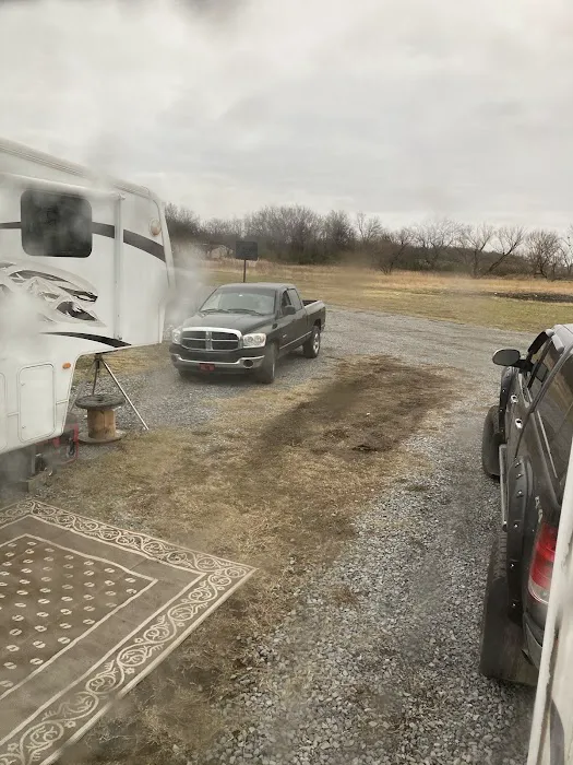 Ware to Stay RV Park Picture 7
