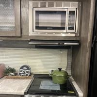 Deland Outdoors ico