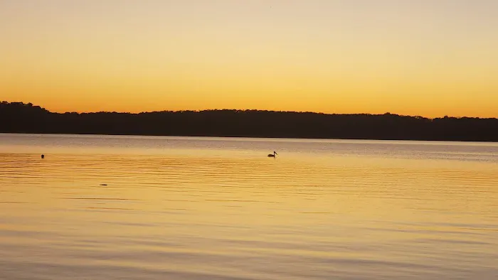 Lake Shore RV & Recreation Pk Picture 1