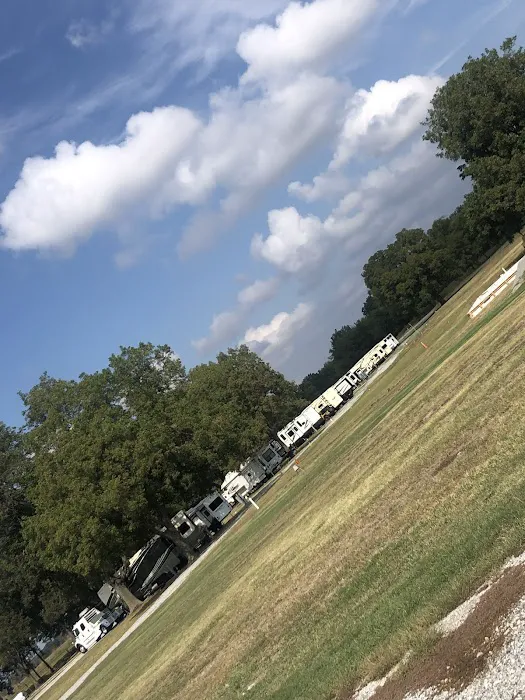 Pecan Ridge RV Park Picture 2