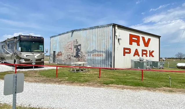 Cabin Rv Park Picture 5