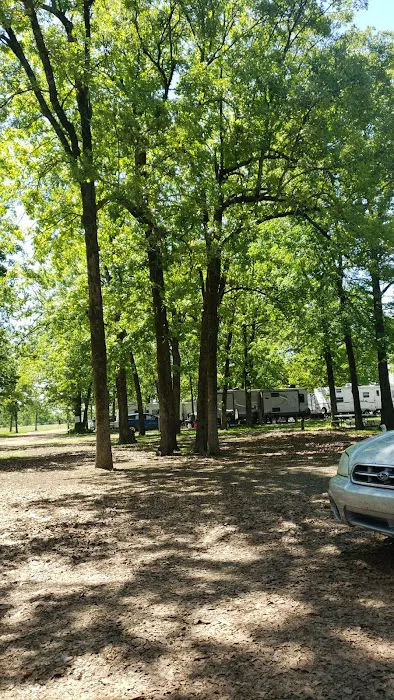 Carter's RV Park Picture 7