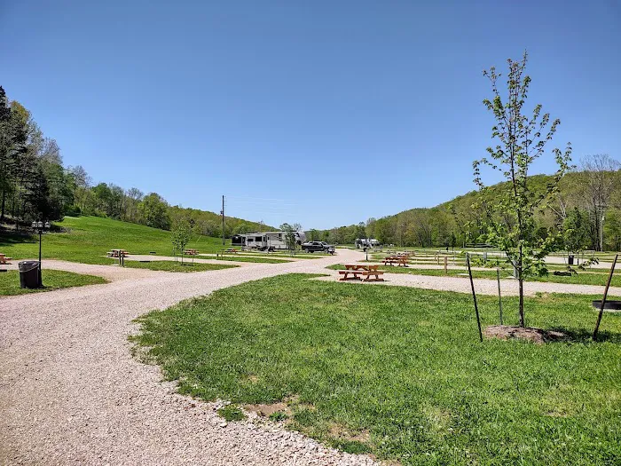 Black River Hideaway Campground Picture 3