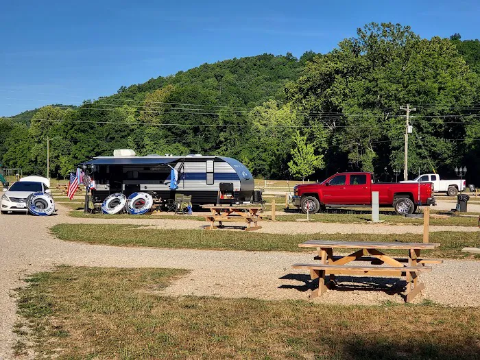 Black River Hideaway Campground Picture 4