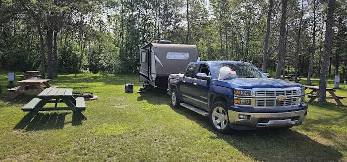 Coyote RV Park & Campground Picture 8