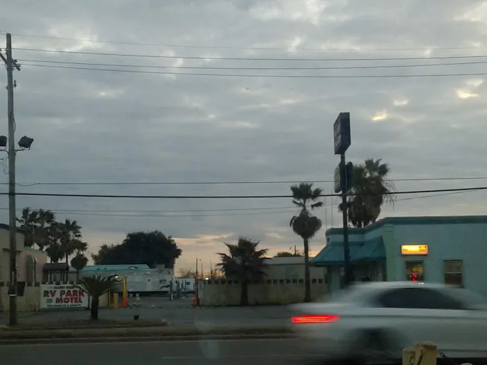 Mardi Gras RV Park Picture 6