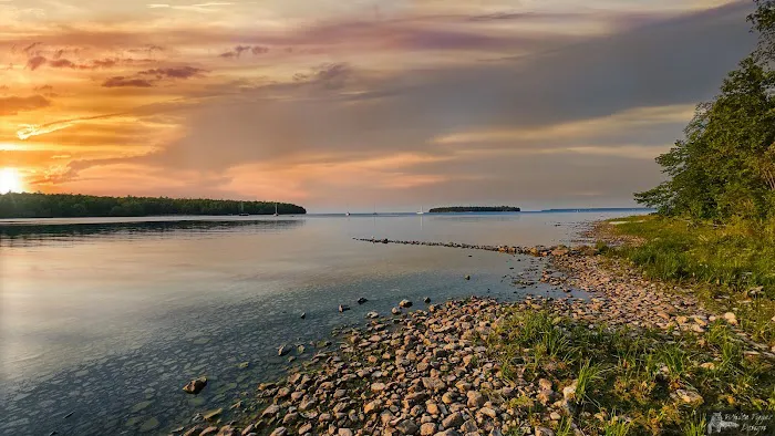 South Nicolet Bay Campground Picture 4