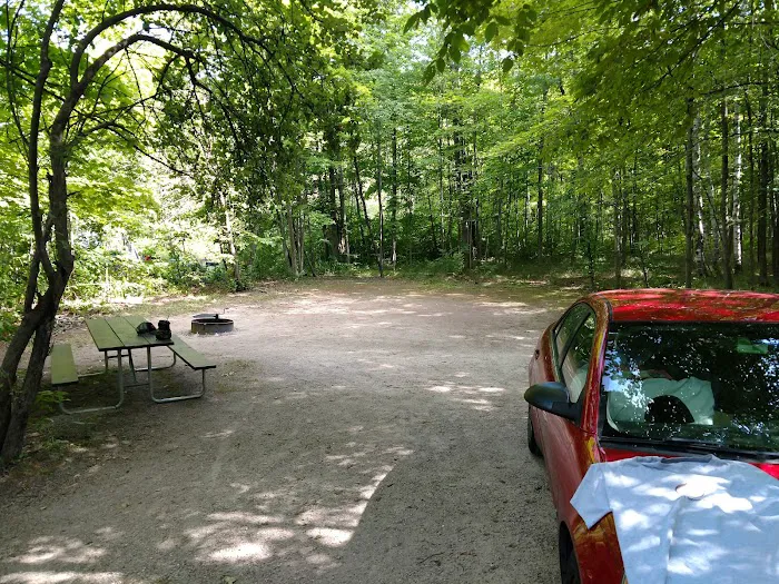 South Nicolet Bay Campground Picture 7