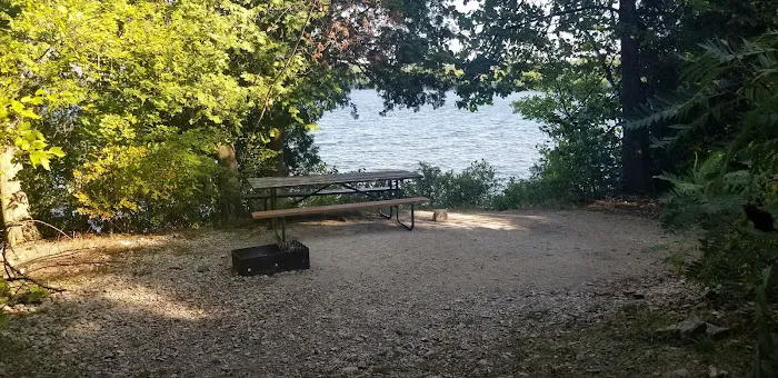 North Nicolet Bay Campground Picture 4