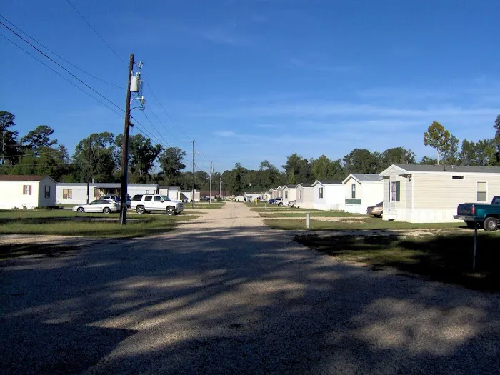 Cypress Creek Mobile Home Court Picture 6