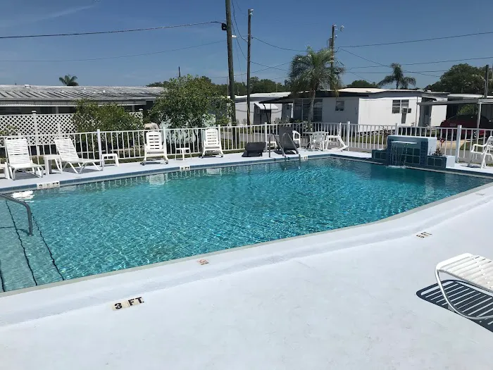 Sunshine Mobile Home Park Picture 7