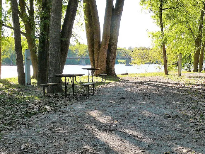 Bentonsport Campground Picture 8