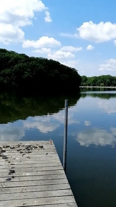 Carlinville Lake Picture 4