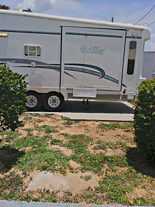 Dinner lake Haven Mobile Home Park Picture 6