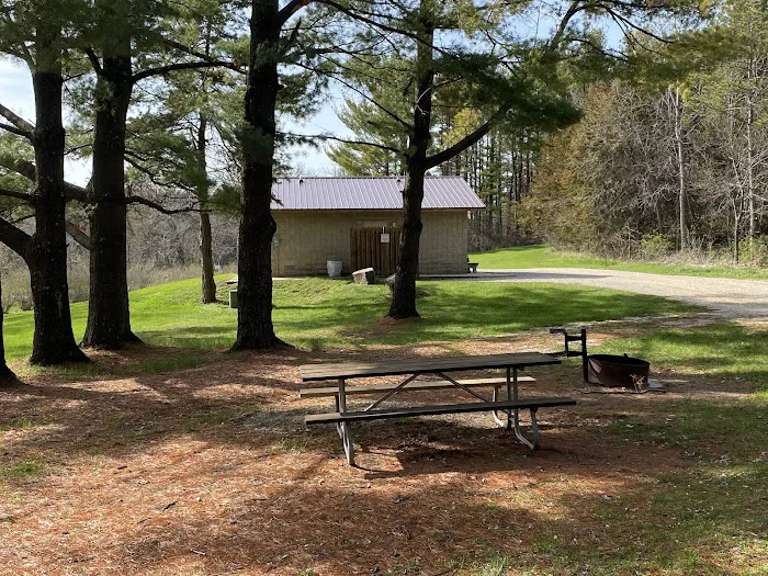 Fontana Park Creekside Campground Picture 9