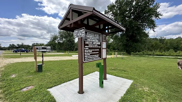 Lakeside-Prairie Campground Picture 5