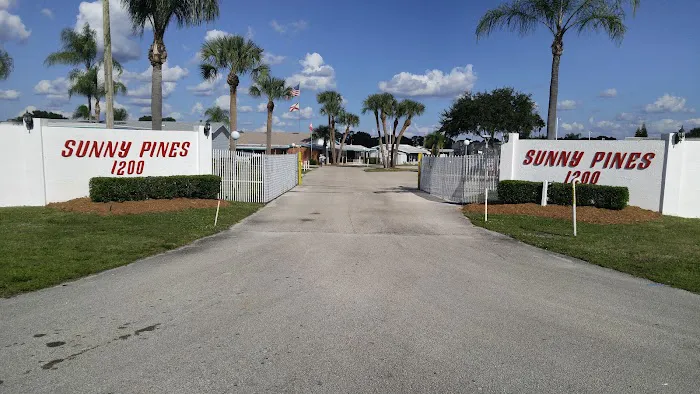 Sunny Pines RV & Mobile Home Park Picture 1