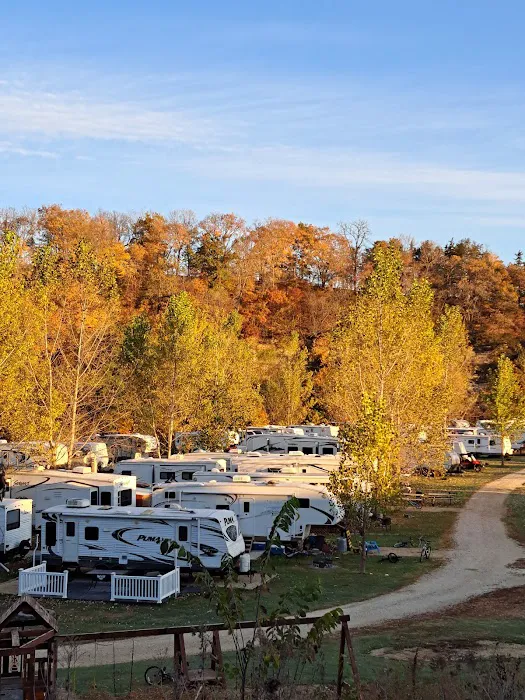 Scenic View Campground Picture 5