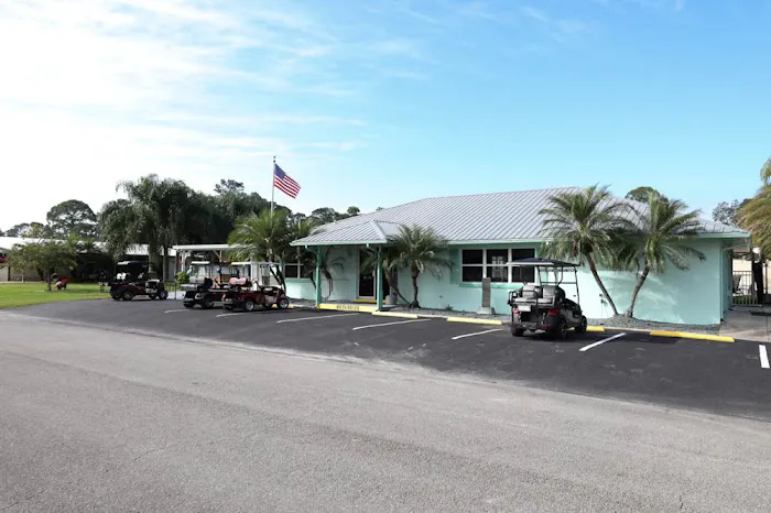 Thunderbird Hill South Manufactured Home Park Picture 2