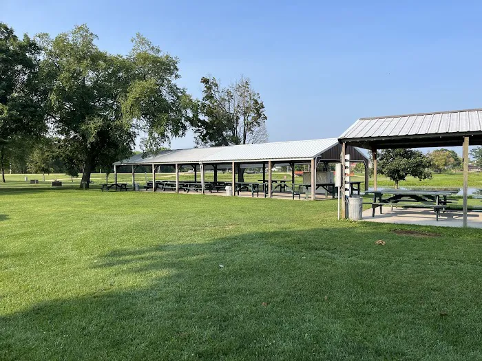 Riverside Park & Campground Picture 5