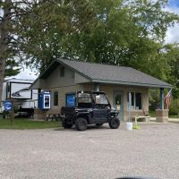 Riverside Park & Campground ico
