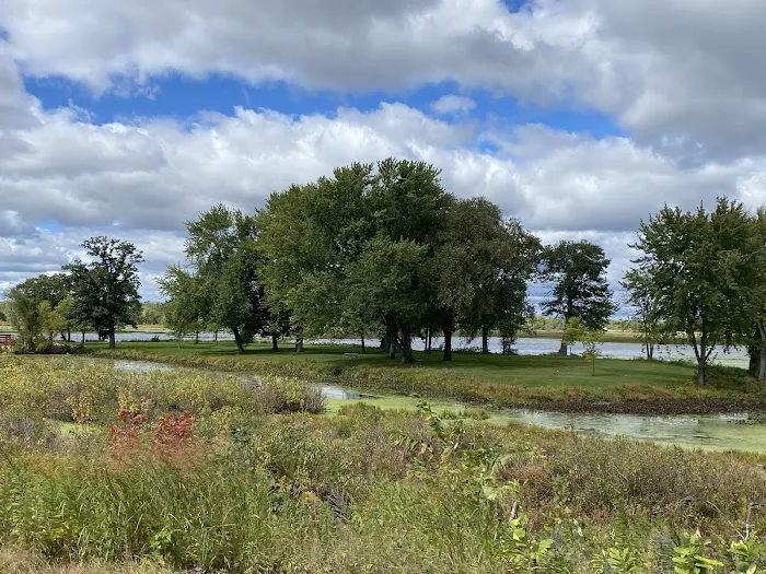 Riverside Park & Campground Picture 2