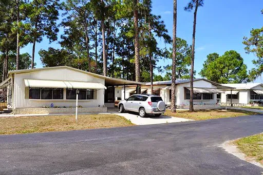 Whispering Pines Village Picture 3