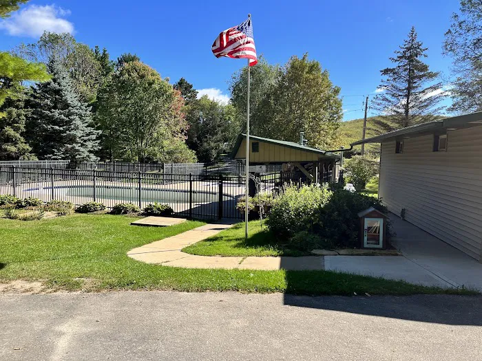 Tunnel Trail Campground Picture 6