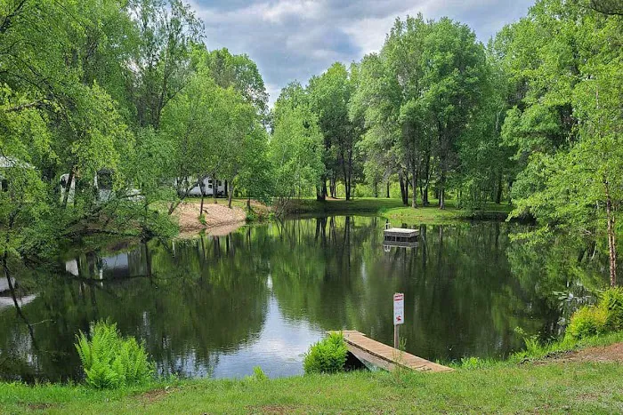 Winding River Campground Picture 4