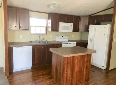 Sir Williams Court Mobile Home Park