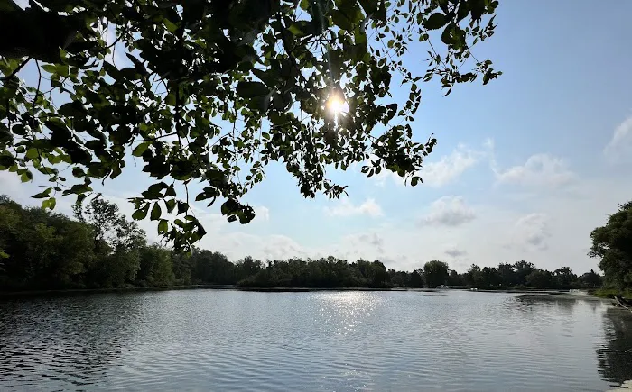 Hucklberry Acres Campground & Huck's Sports Grill Picture 2