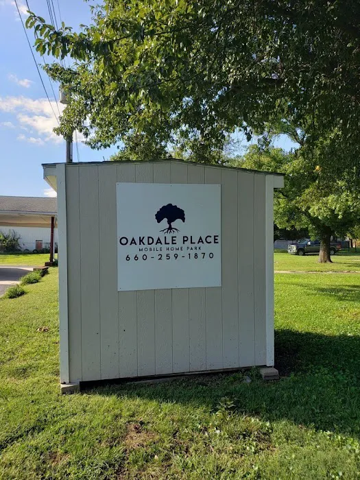 Oakdale Place Mobile Home Park Picture 3
