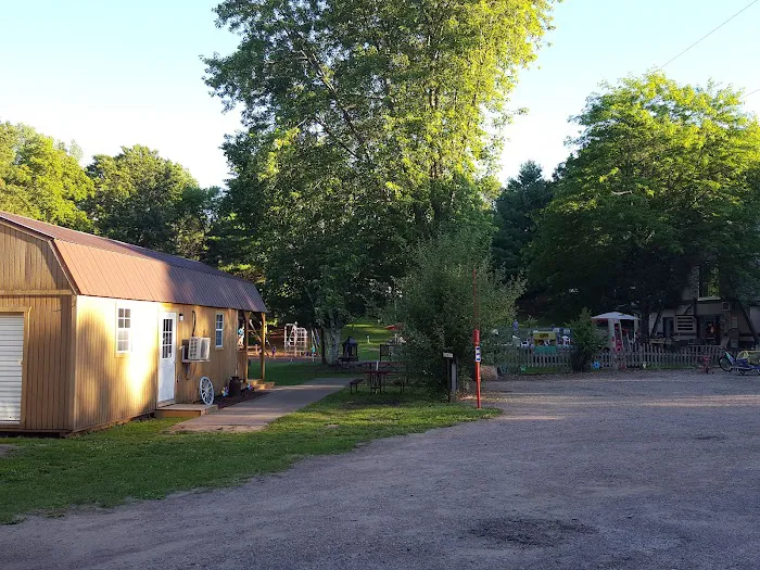 Waupaca S'more Fun Campground Picture 5