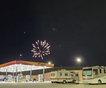 Love's RV Hookup