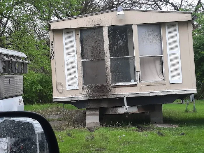 Oasis Mobile Home Park Picture 3