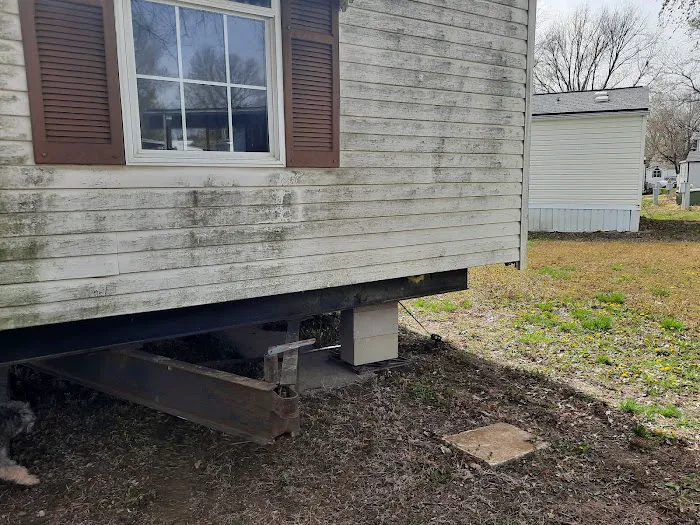 Oasis Mobile Home Park Picture 6