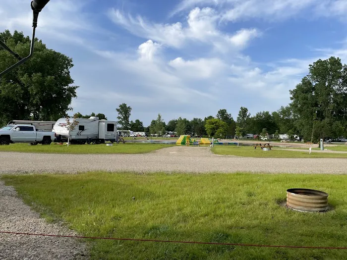 Deerhaven Campground Picture 8