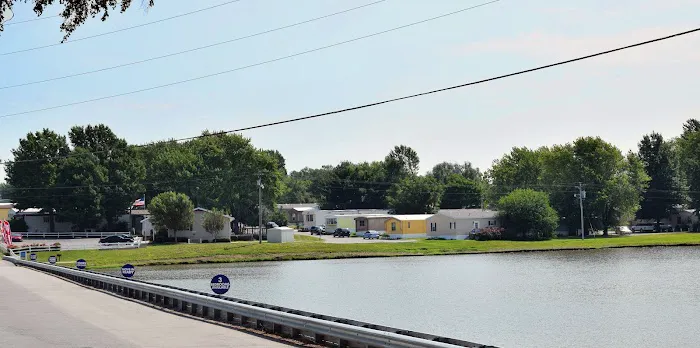 Springdale Lake Manufactured Home Community Picture 7